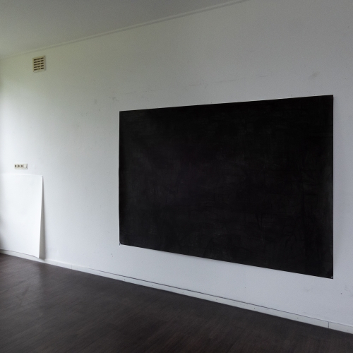 2020 Zwart / Black | 157 x 233 cm | Charcoal on paper
