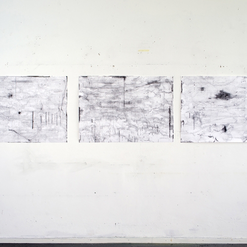 2023 Untitled  studiowall 3 x100 x 70 cm | charcoal on paper